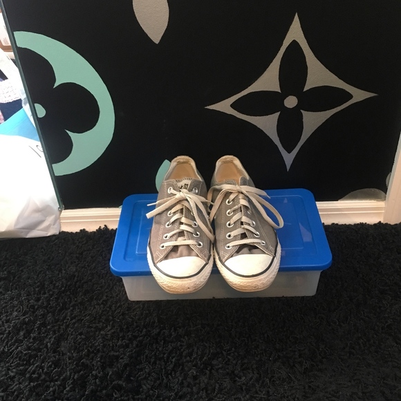 Gray Converse - Picture 3 of 3